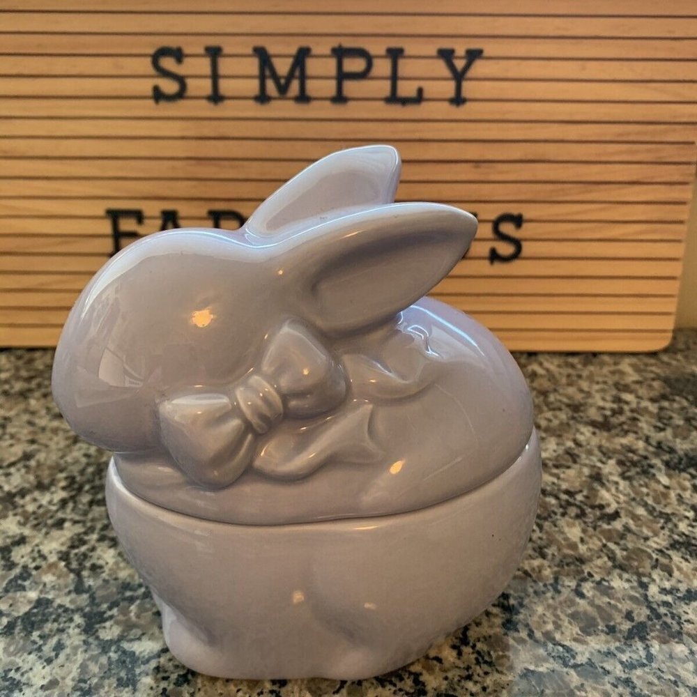 Harry & David Ceramic Bunny Rabbit Bowl With Lid Purple Egg Shape Candy Dish
